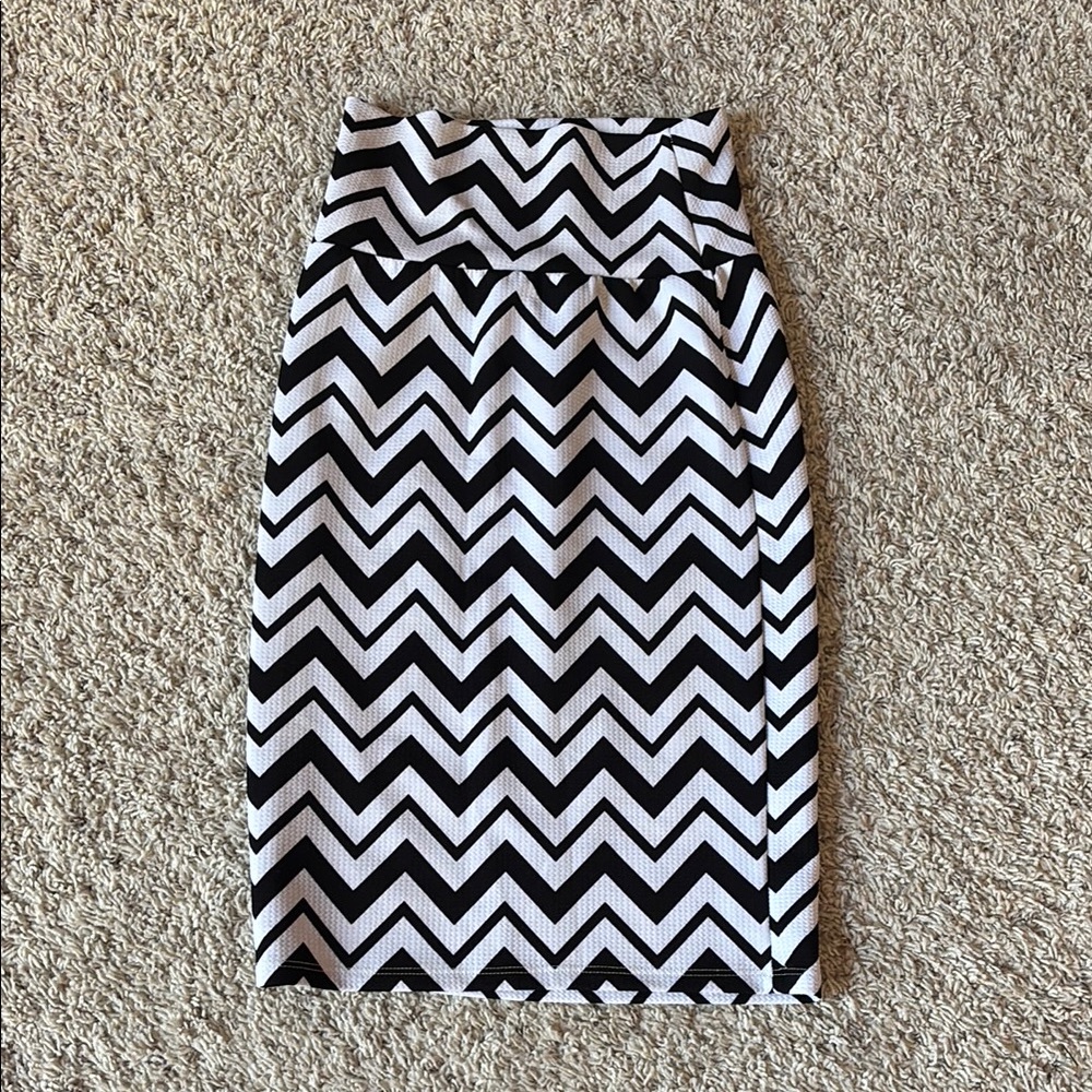 Black and White Chevron Skirt